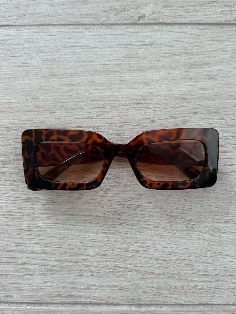 Y2k brown tortoise square frame sun glasses